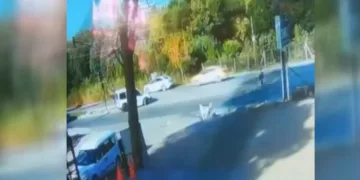 Hatalı dönüş yapan araca motosiklet çarptı