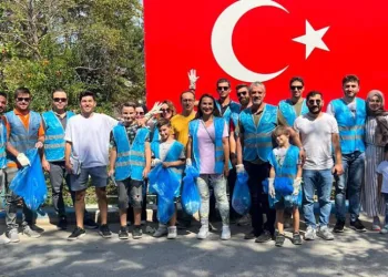 DEVA Partisi’nden Bursa’da doğa temizliği