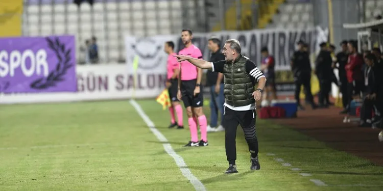 “Takımımızı play-off mücadelesinde tutacağız”