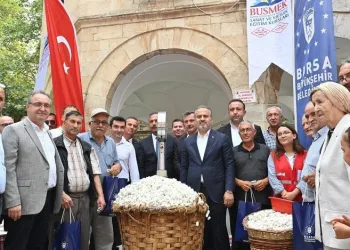 İpeksi festival koza alımıyla başladı