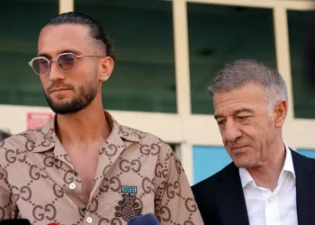 Yusuf Yazıcı, Trabzonspor için İstanbul’a geldi