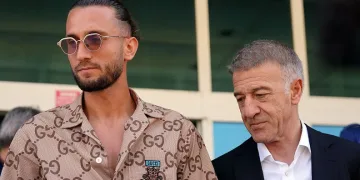 Yusuf Yazıcı, Trabzonspor için İstanbul’a geldi