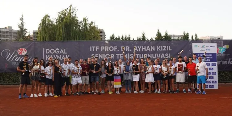 Prof. Dr. Ayhan Kızıl Senior Tenis Turnuvası sona erdi