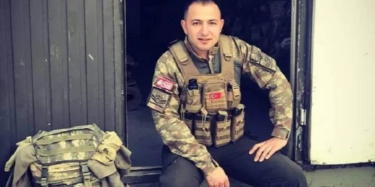 Uzman çavuş otomobilinde ölü bulundu