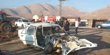 Kahramanmaraş’ta otomobil ile traktör çarpıştı: 1 ölü