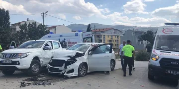 Bursa Gemlik’te trafik kazası