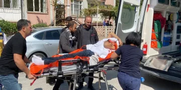 Silahını temizlerken kendini vurdu