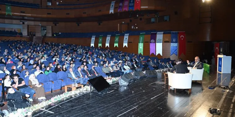 Bursa’da 10 bin öğrenciye burs