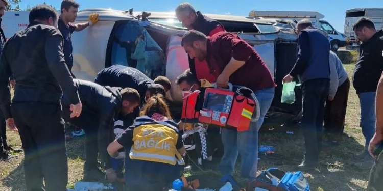 Kalp krizi geçiren sürücü kazada öldü