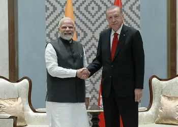 Erdoğan, Hindistan Başbakanı Modi ile görüştü