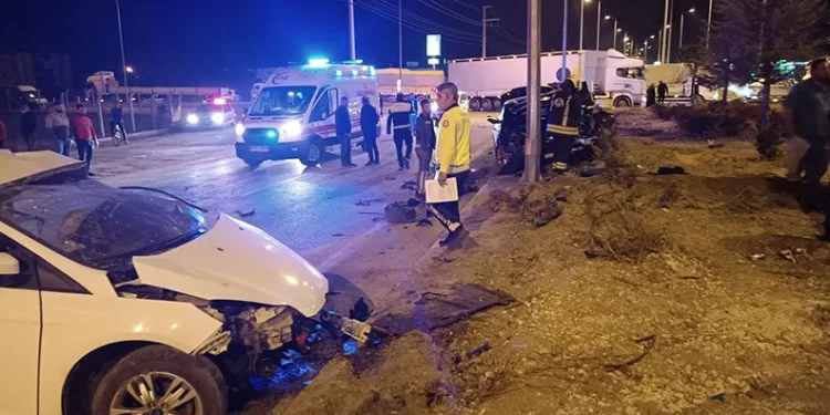 Konya’da iki otomobil çarpıştı: 1 ölü, 2 yaralı