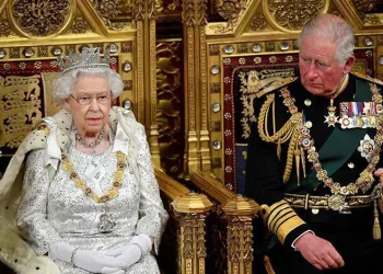 Kraliçe 2. Elizabeth, 96 yaşında hayatını kaybetti