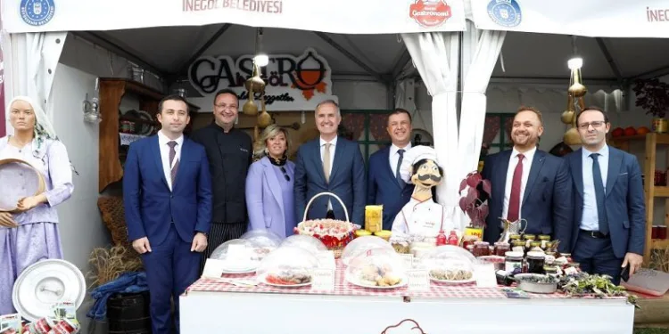 İnegöl’ün lezzetlerine Gastronomi Festivali’nde tam not