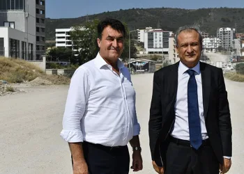 Demirtaş’ın yeni imar yolları asfaltlanıyor