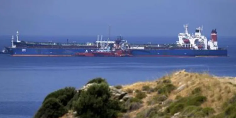 İran, Yunan tankerlerinin mürettebatını serbest bırakacak