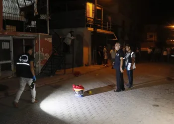 Rastgele açılan ateş sonucu vuruldu