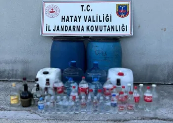 Hatay’da 380 litre sahte içki ele geçirildi