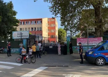 Bursa’da jandarma okul çevrelerinde denetimler yaptı