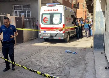 Diyarbakır’da alacaklı olduğu kişiyi bıçakladı