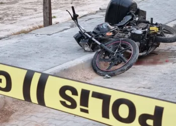 Silahlı saldırıya uğrayan motosikletli öldü