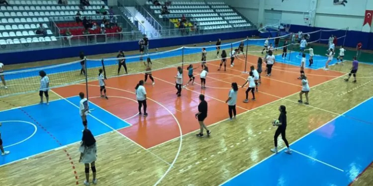 Nilüfer’de kış spor okullarında eğitimler başladı