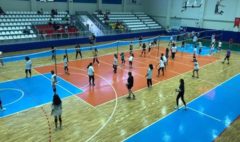 Nilüfer’de kış spor okullarında eğitimler başladı