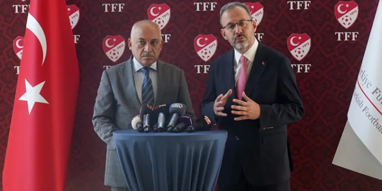Bakan Kasapoğlu’ndan TFF Başkanı’na ziyaret