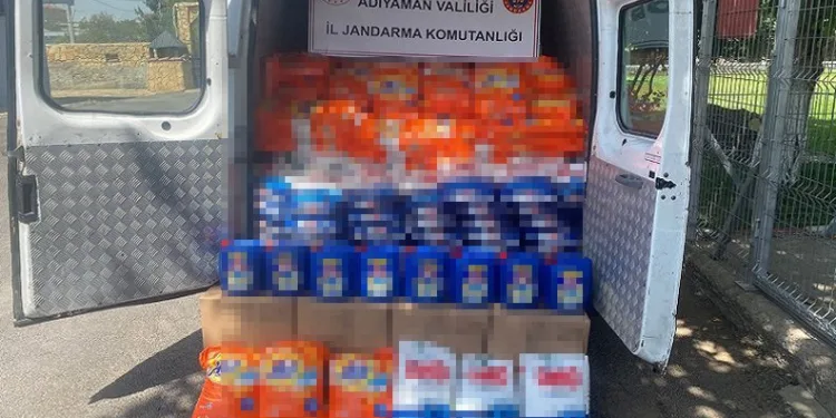 Ünlü markalara ait sahte deterjan ele geçirildi