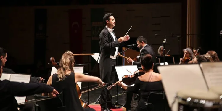Bozkırın Tezenesi’ne senfonik anma