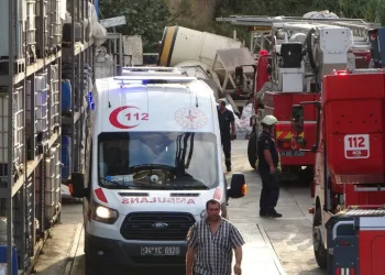 Kimya fabrikasında kazana düşen işçi öldü