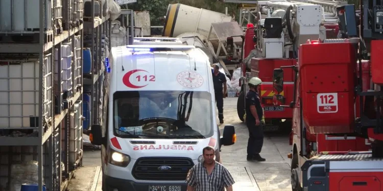 Kimya fabrikasında kazana düşen işçi öldü