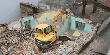 Yıldırım Belediyesi 461 metruk binayı yıktı