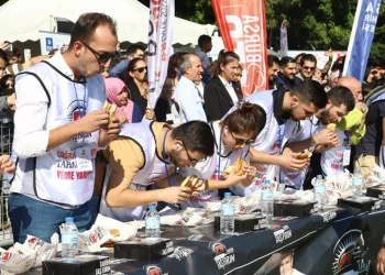 11 tahinli pide 10 altın kazandırdı