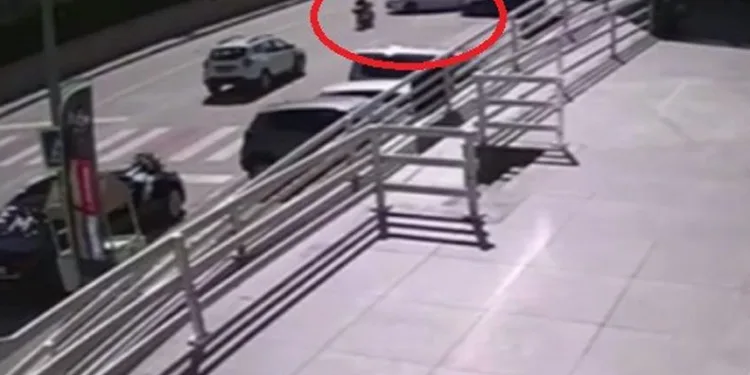 Bursa’da motosiklet sürücüsü kazada yaralandı