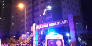 14 katlı apartmanda yangın: 1 ölü