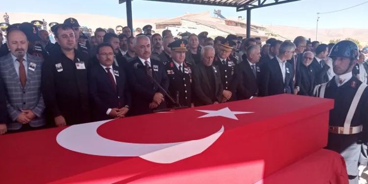 Şehit Osman Özsoy’a memleketinde son görev