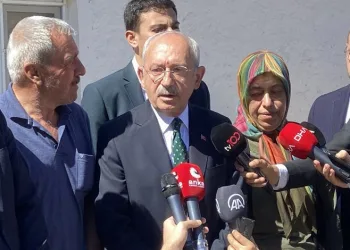 Kılıçdaroğlu’ndan şehit Fethi Şahin’in ailesine ziyaret