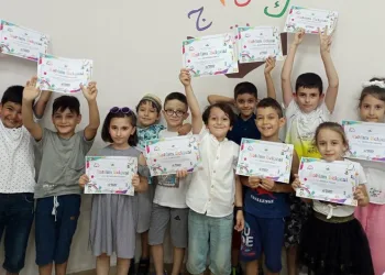 Bilgi Evleri’nde öğrenciler sertifikalarına kavuştu