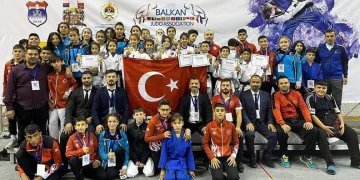Gemlikli judocular Bosna’dan madalyayla döndü