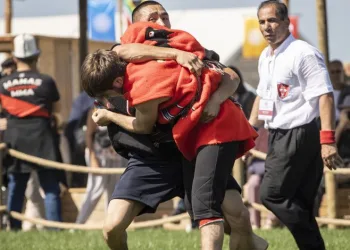 Dünya Göçebe Oyunları’nda müsabakalar sürüyor
