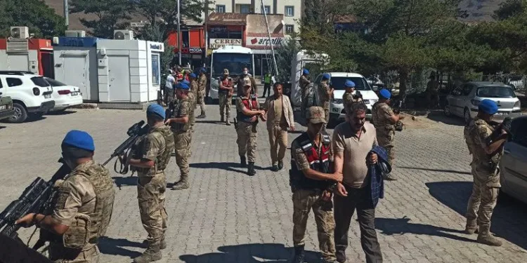 Van merkezli tefeci operasyonunda 17 gözaltı