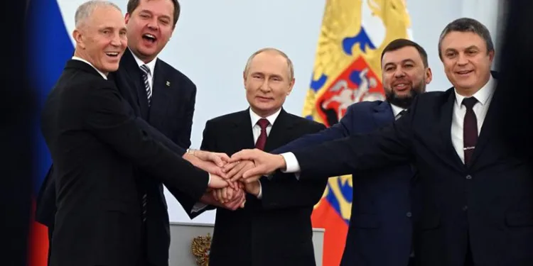 Putin, 4 bölgenin ilhak kararını imzaladı