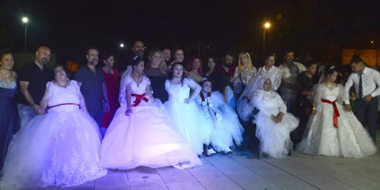 Bursa’da beyaz gelinlik hayalleri gerçeğe dönüştü