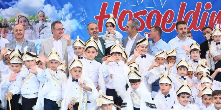 Bursa Merinos’ta toplu sünnet şöleni