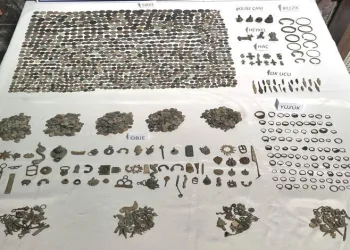 Antalya’da binlerce parça tarihi eser ele geçirildi