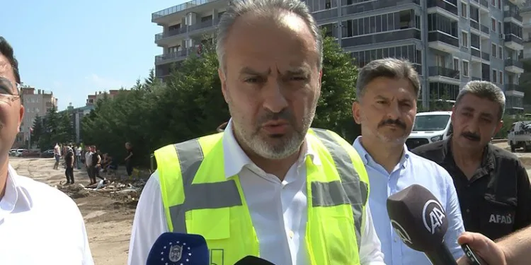 Alinur Aktaş: “200 civarı ev ve iş yeri zarar gördü”
