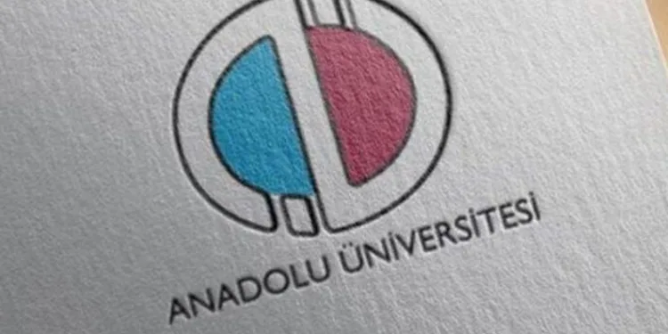 Sınavsız ikinci üniversite kayıtları sürüyor