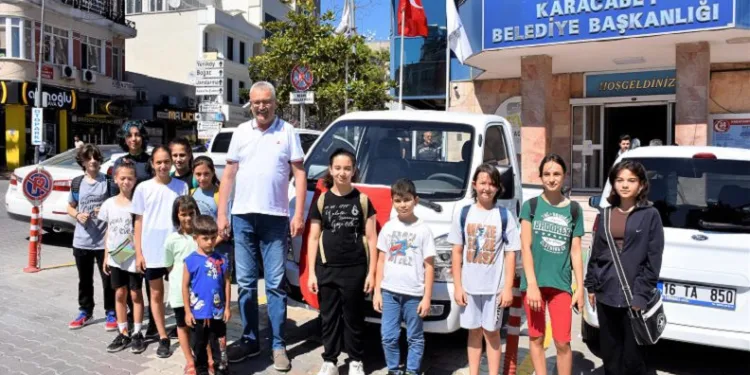 Karacabey Belediyesi’nin araç filosu güçleniyor