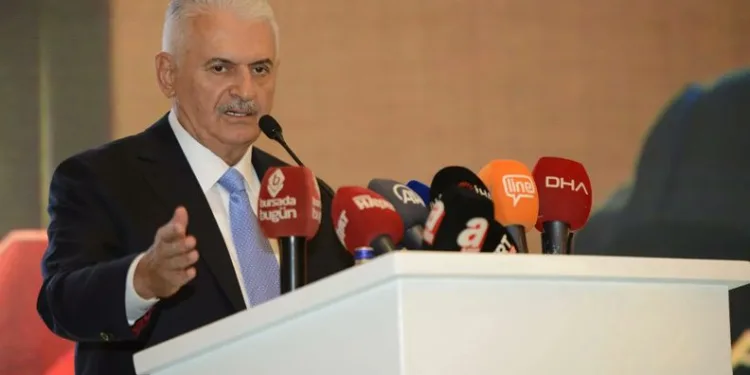 Binali Yıldırım, Bursa’da ödül töreninde konuştu