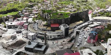 Bitlis’in tarihi yapıları gün yüzüne çıkarılıyor